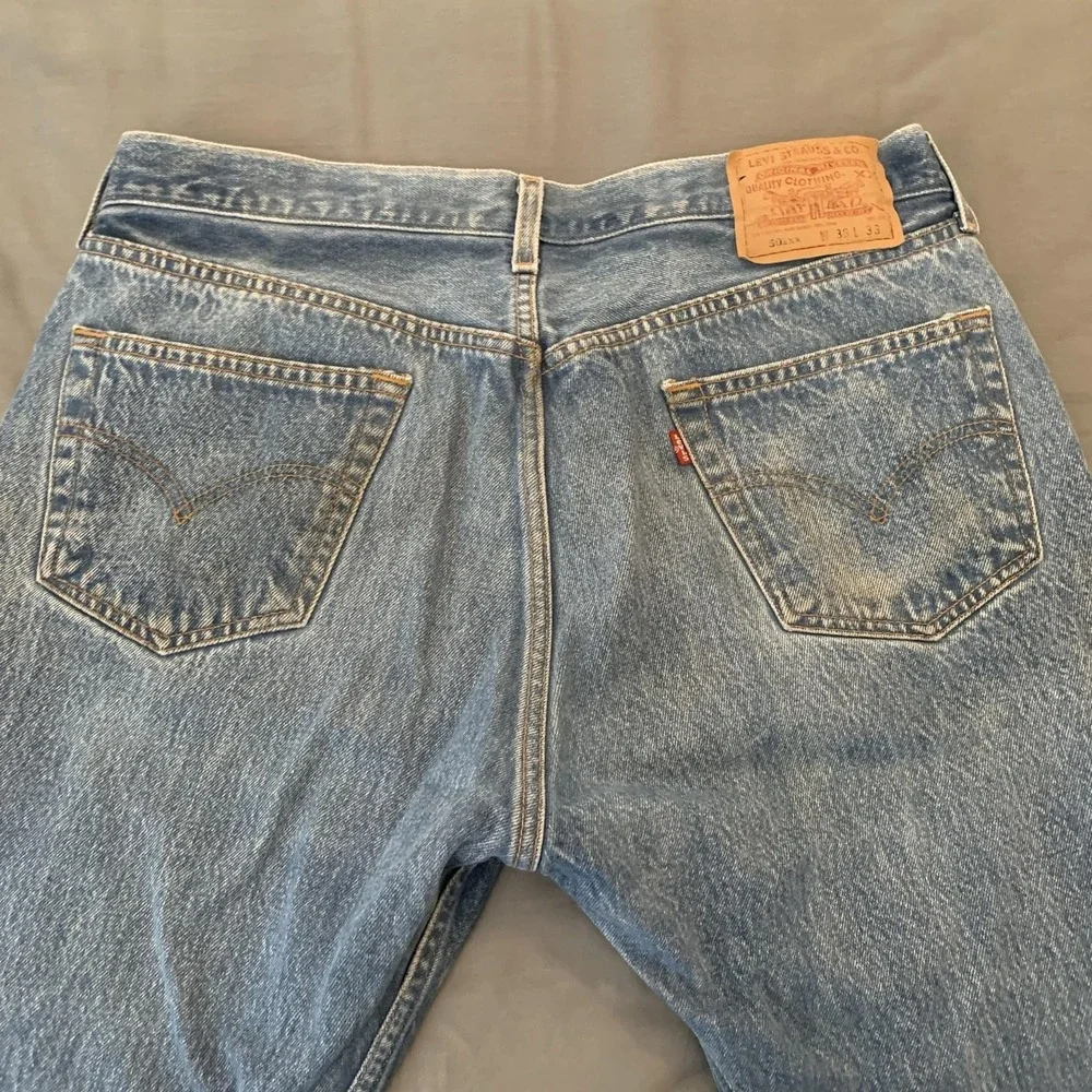 Vintage Levis 501 Jeans Mens 38x33 (34x28) Light Blue Straight Leg Distressed
